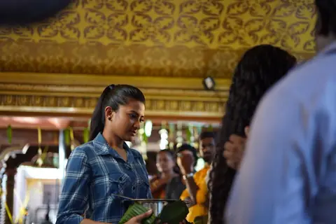 Behind the scenes: between takes