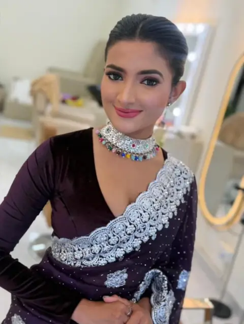Chathurya, Man Hoyanne Premayak